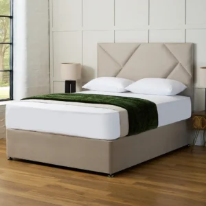 Signature Saxton Divan Bed Set with Headboard